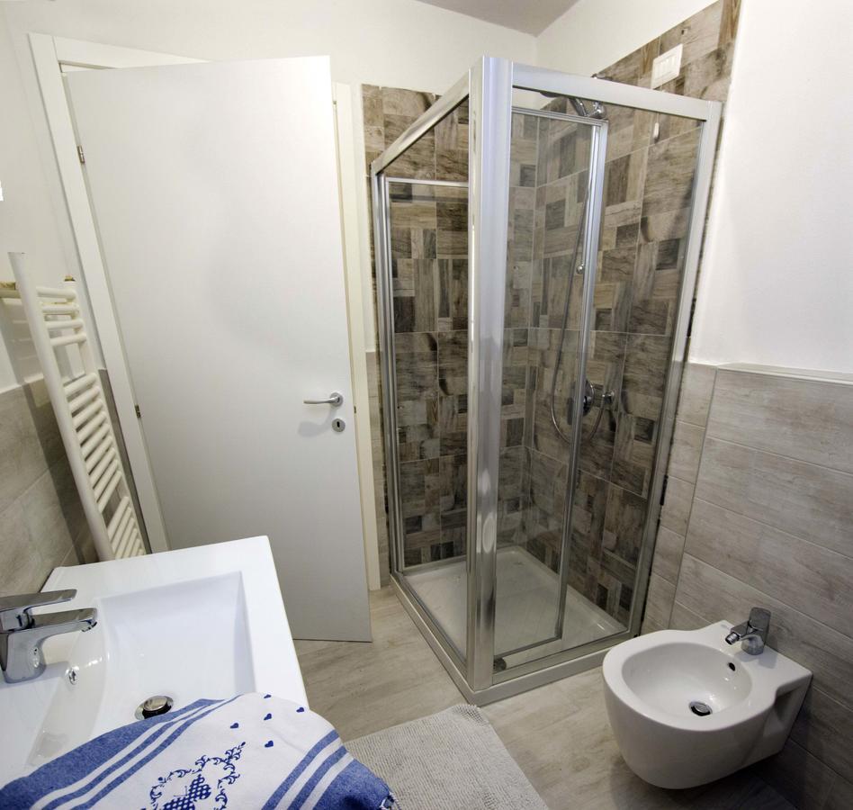 Casa Madali' - Nel Borgo Apartment Marone Bagian luar foto