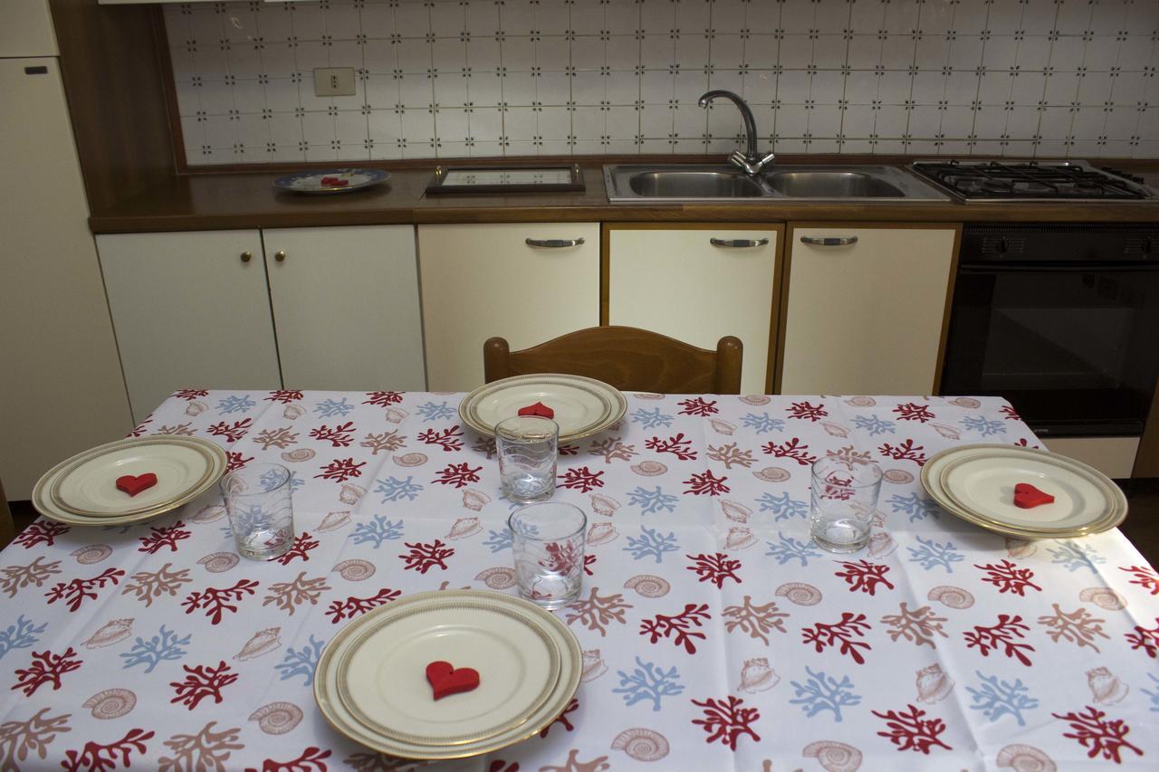 Casa Madali' - Nel Borgo Apartment Marone Bagian luar foto